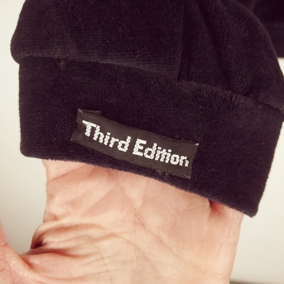 Third Edition Medium Velour Wide neck Inset red Long Sleeve Sweatshirt Vintage - Picture 8 of 9